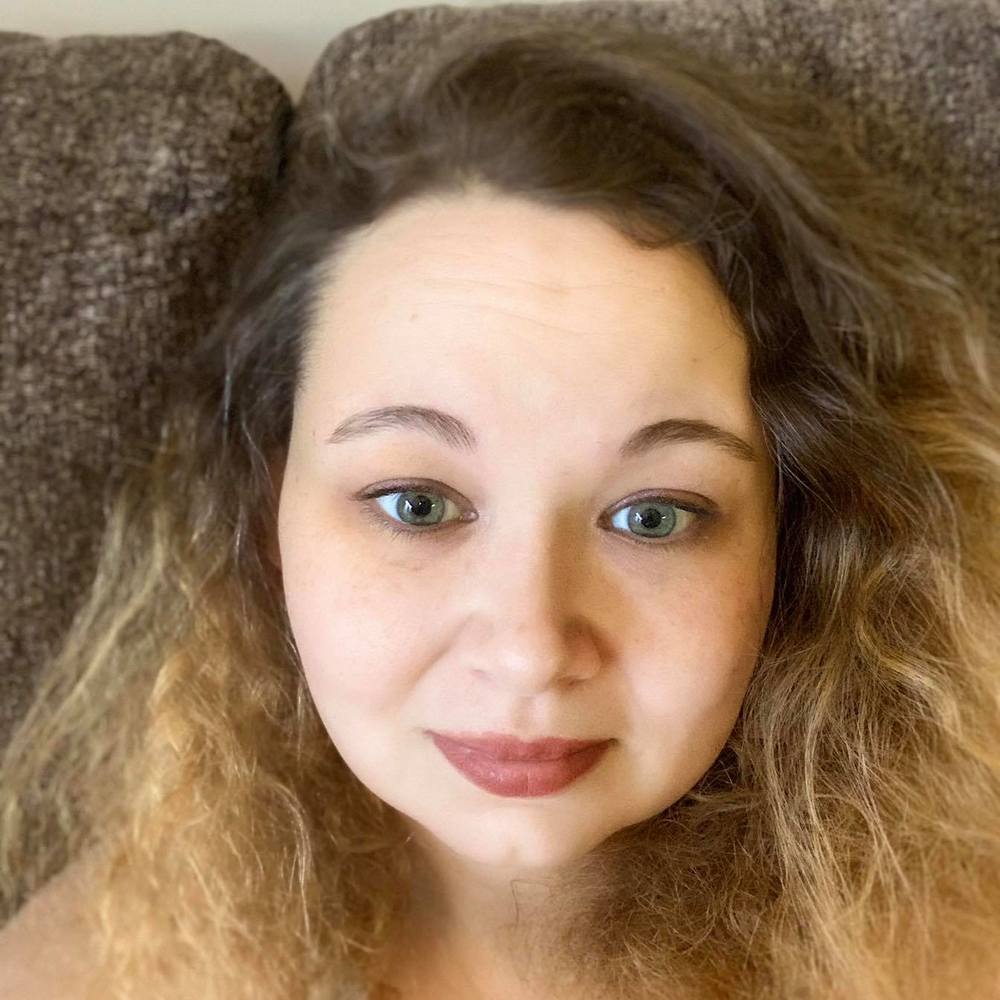 Meet your Posher, Rebecca